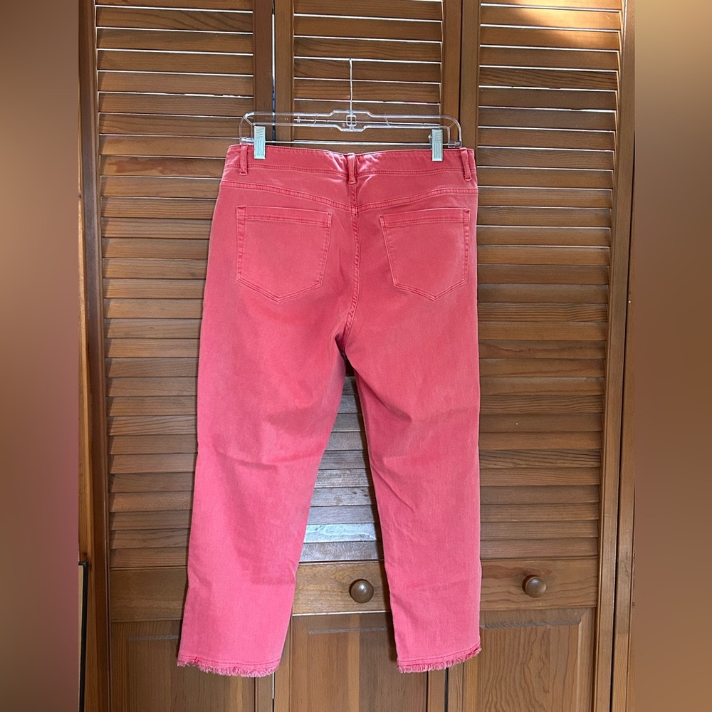 Women's Jeans - Picture 2 of 4